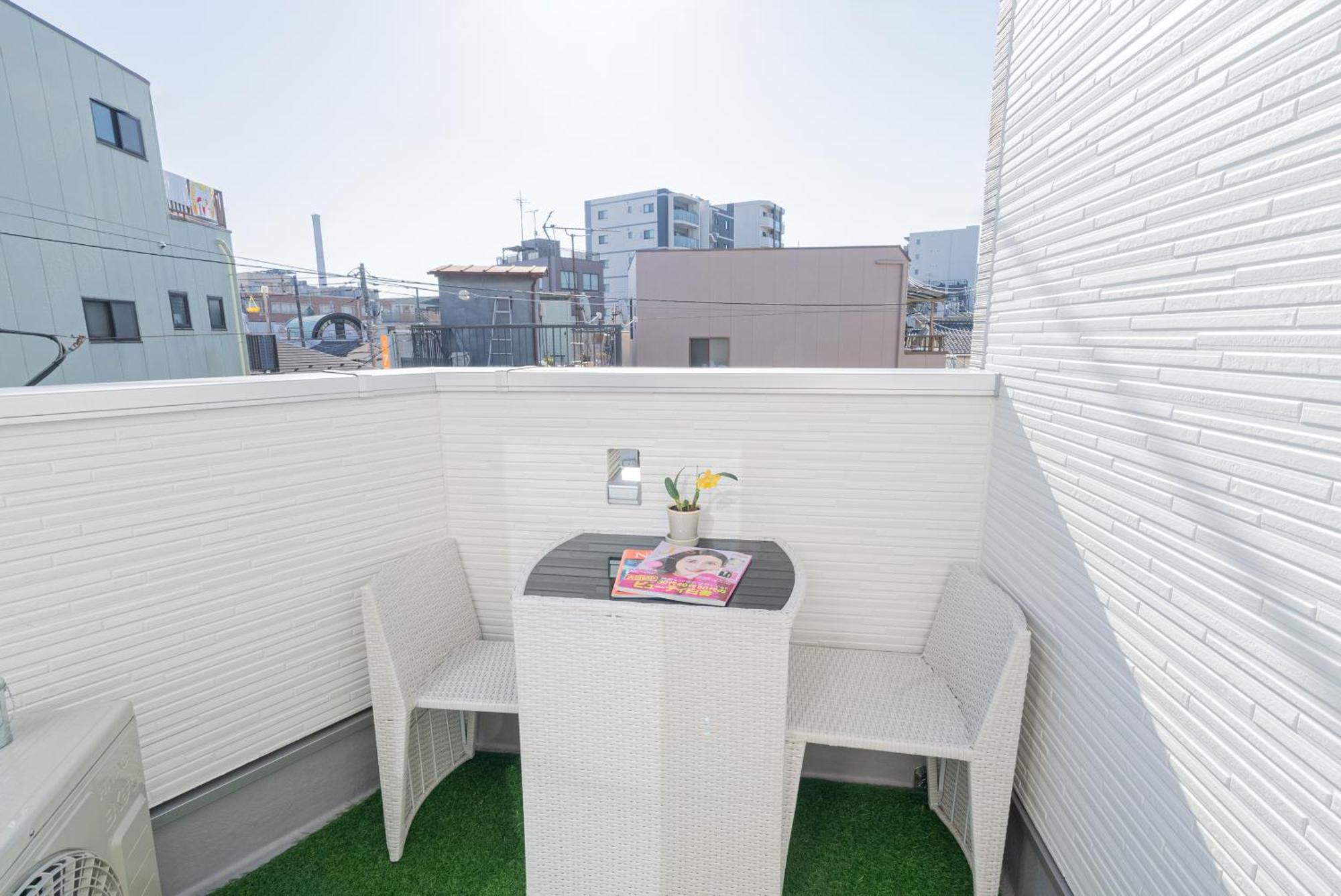 I Skytreeまで14分 最大10人 新築 一戸貸 Wifi完備 洗濯乾燥機 駐車場二台分 植物好き Tokio